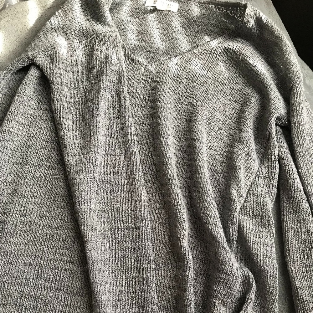 BRAND NEW LONG SLEEVE